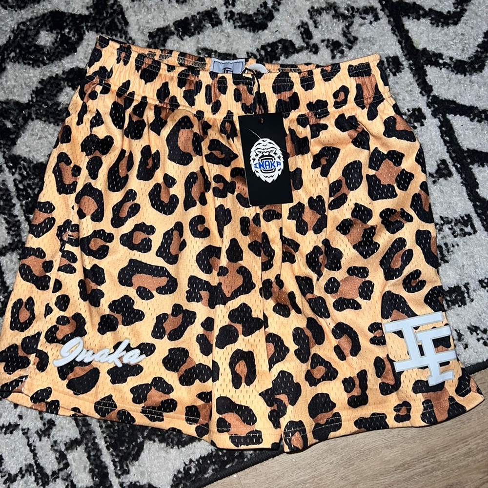 NWT INAKA POWER SHORTS